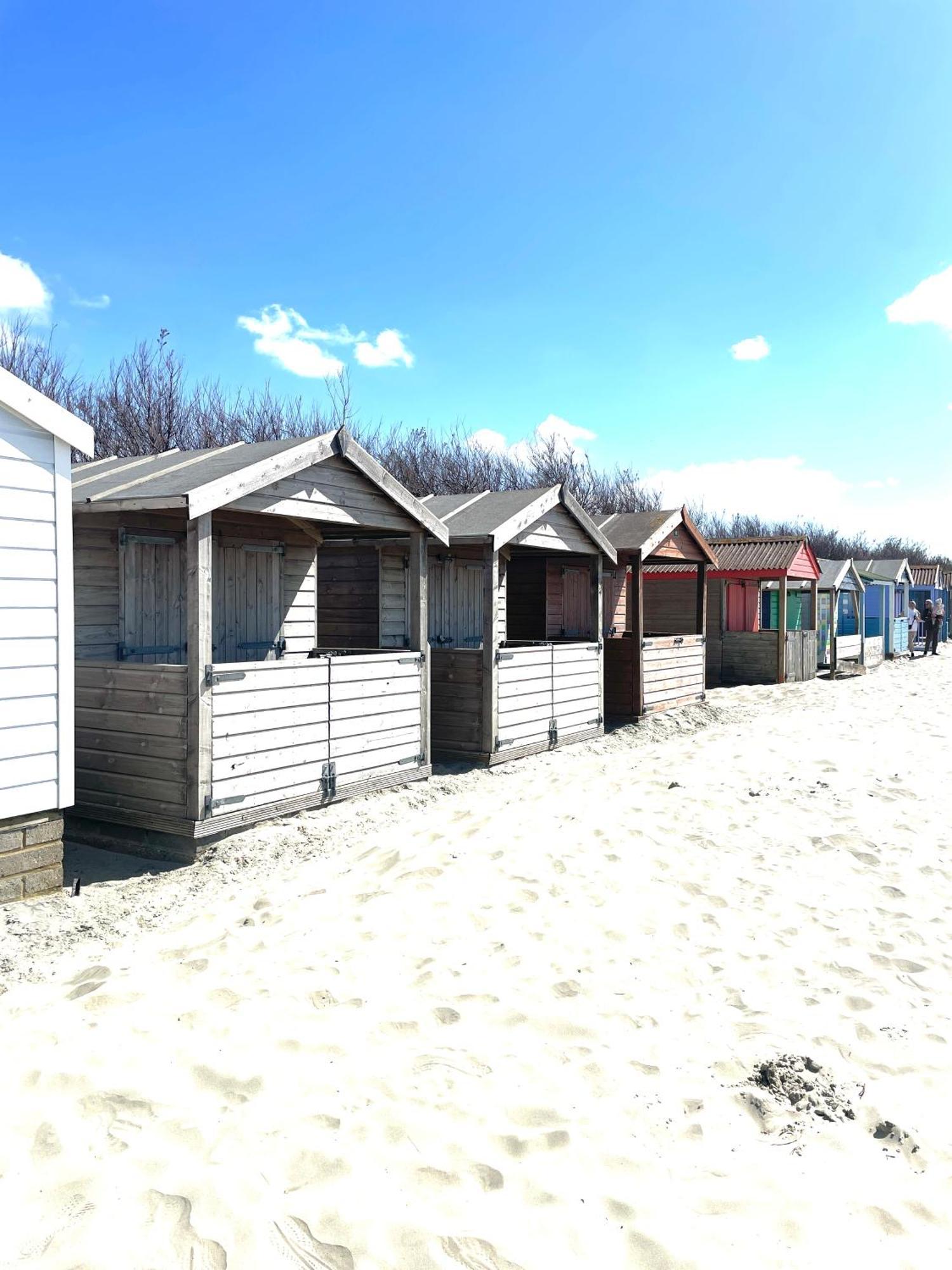 'Bramley Fall Cottage' ' On Site Ev Point - Attached Cottage,3 Separate Bedrooms -1 On Ground Level, Sleeps 6, 2 Bathrooms, Sandy Wittering Beach 8Min Drive, Rural Location, Child Friendly, Small Breed Dog Friendly, Private Parking Chichester Exterior foto